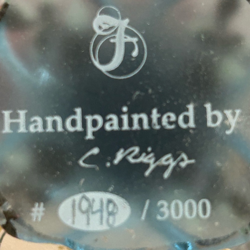 Fenton Handpainted Limited Edition Egg - Picture 6 of 6